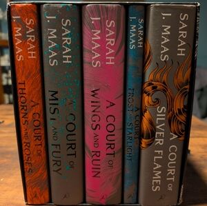 Sarah J. Maas Book Set